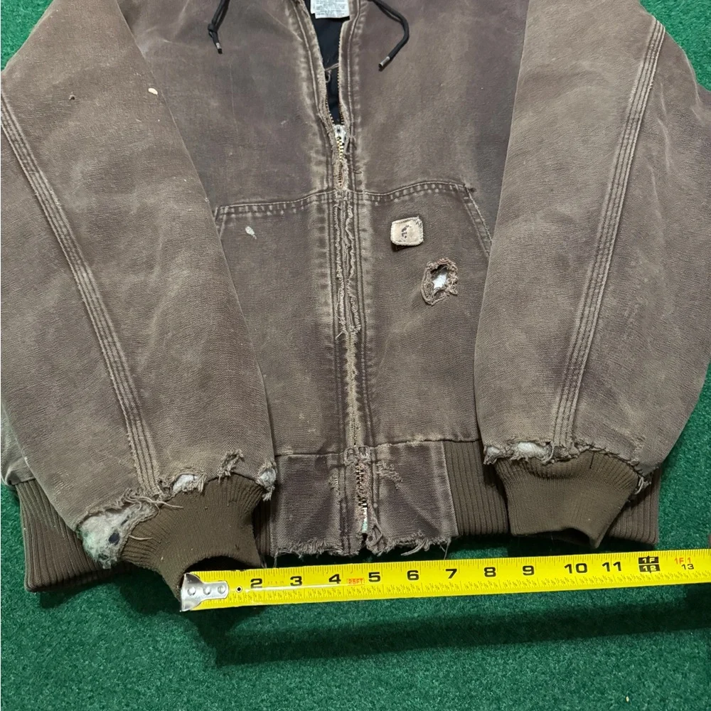 Carhartt J130 Duck Active Brown Grunge Distressed Large Jacket Boxy 27x29